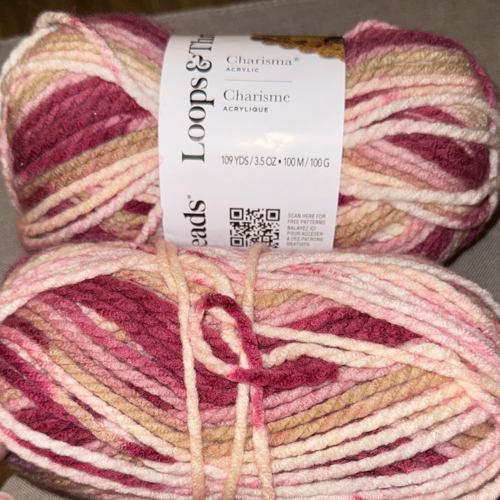 Loops & Threads Charisma Yarn - Pink and Cream